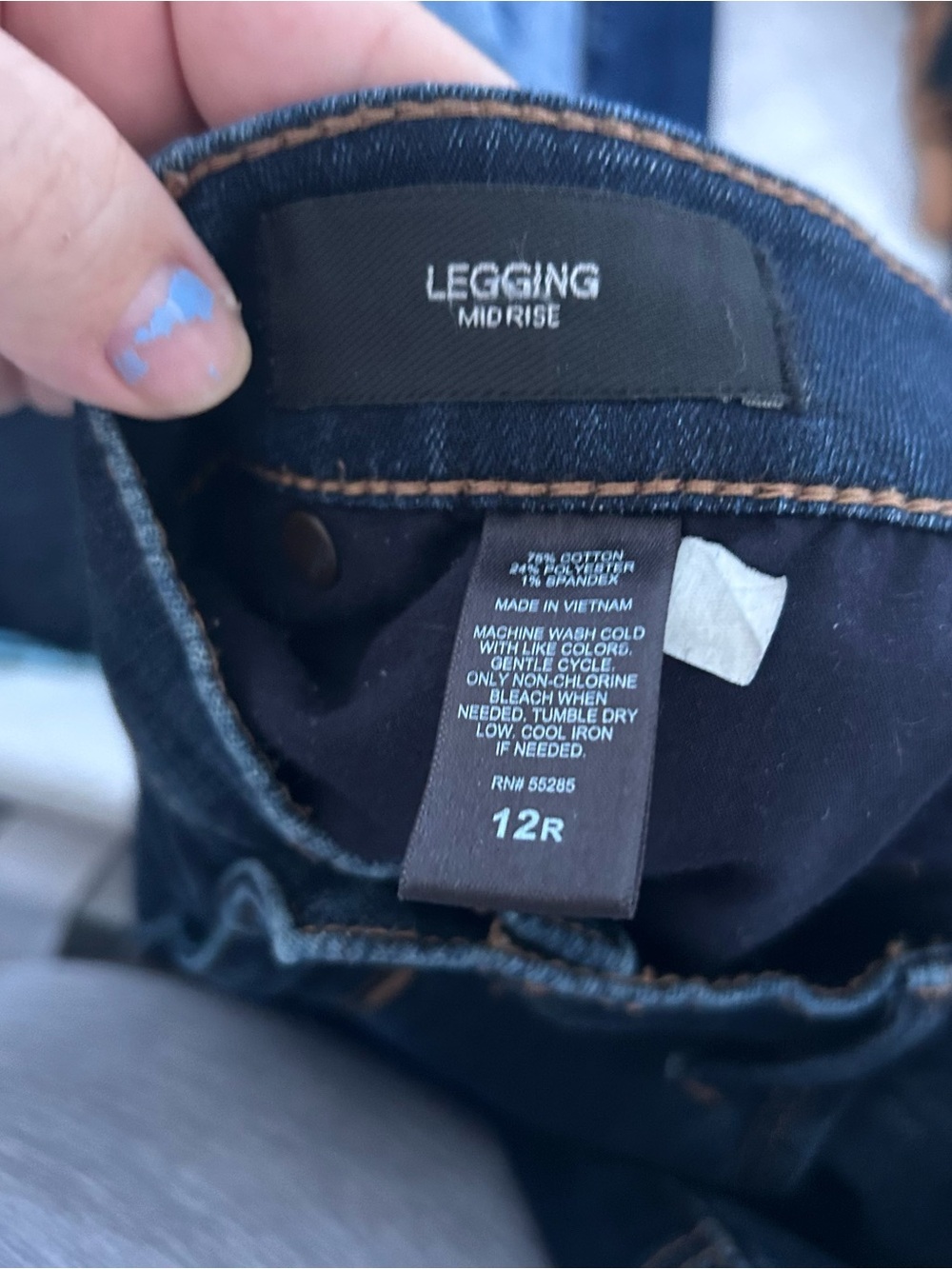 Express Mid Rise Legging Jeans - Picture 4 of 4